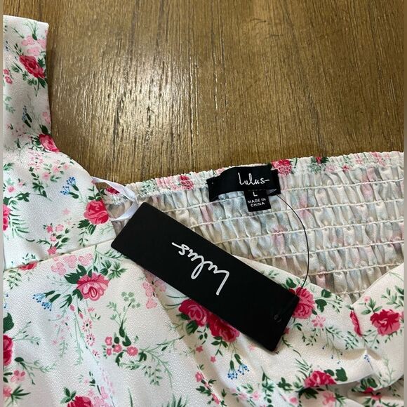 Lulus Cute Factor Floral Rose Print Puff Sleeve Crop Top large - Picture 9 of 9